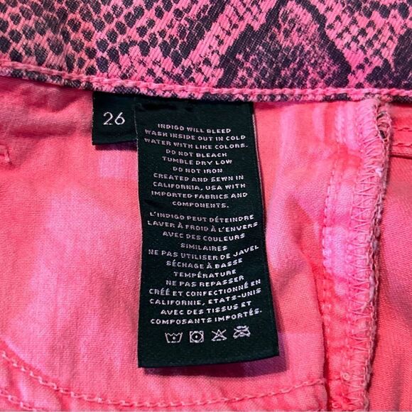 J Brand 620 Mid Rise Super Skinny Neon Pink Boa Print Size 26 - Picture 10 of 12